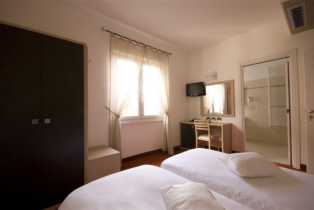 Hotel Lauro Граведона Экстерьер фото